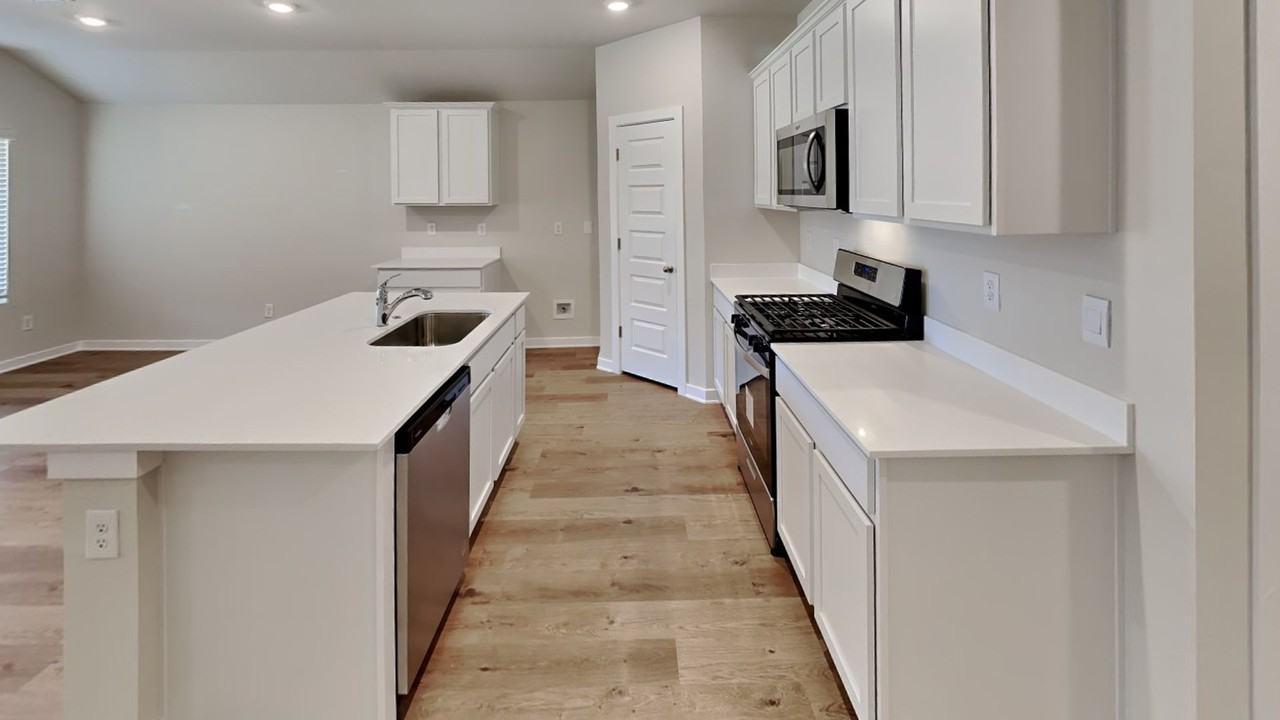 2825 Otis Ln - Photo 4 of 21