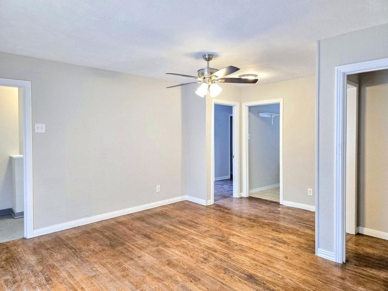 1136 5th Avenue North - Photo 5 of 13