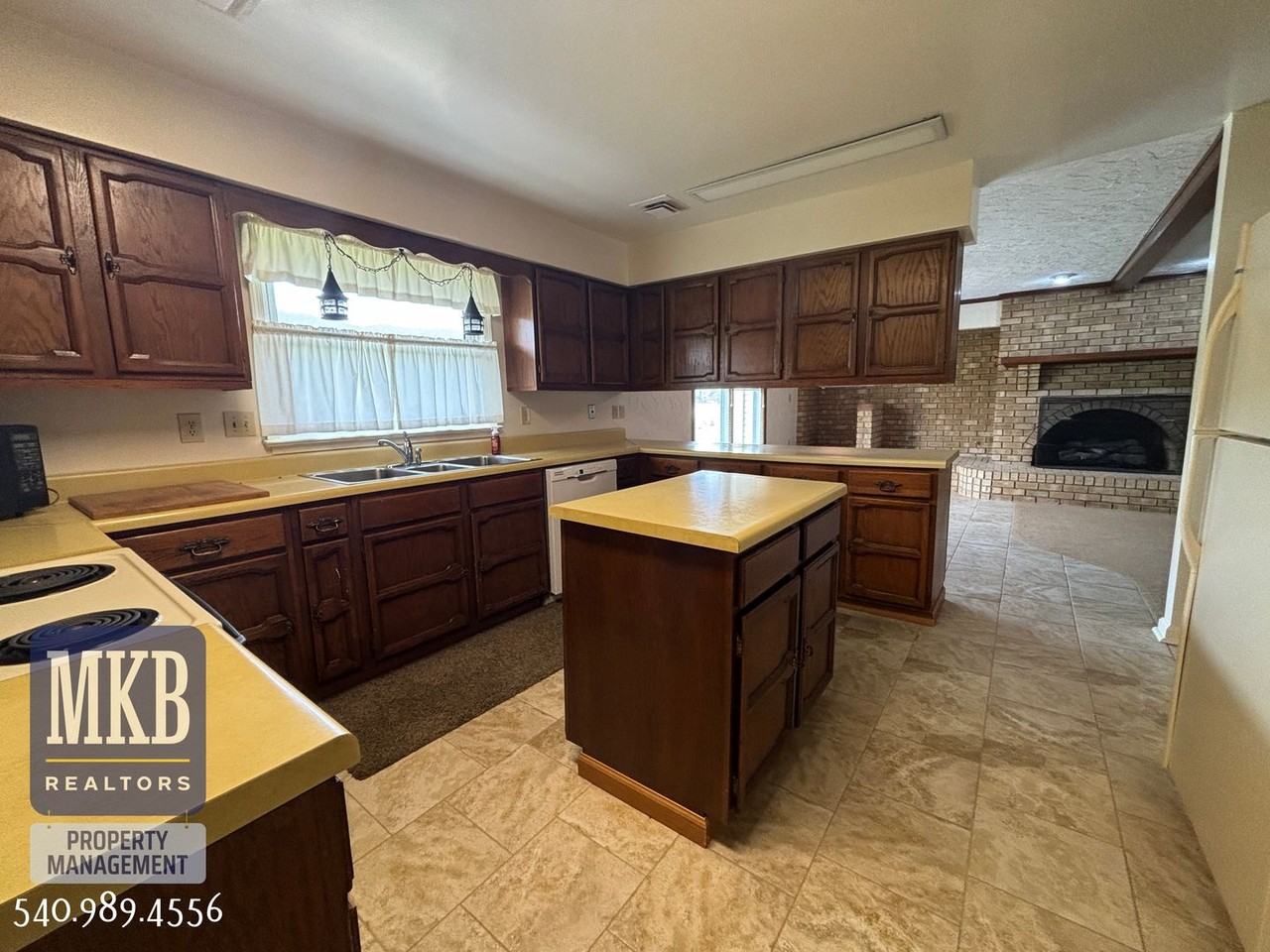 5056 Catawba Valley Dr - Photo 7 of 41