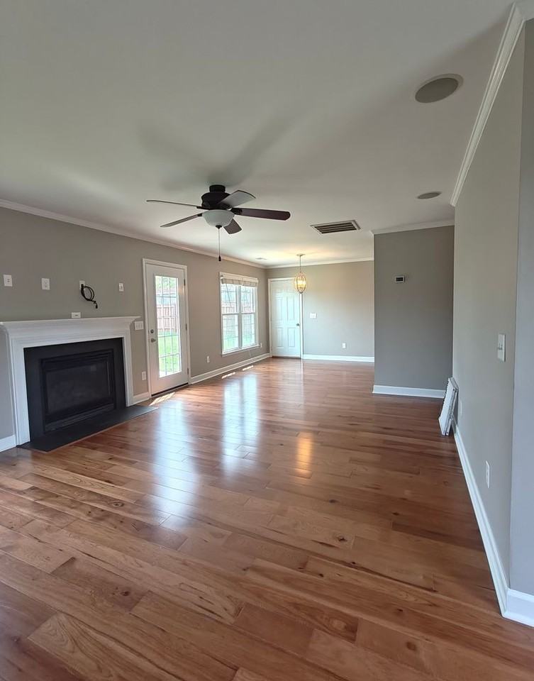 2300 Waterway Ct - Photo 3 of 34