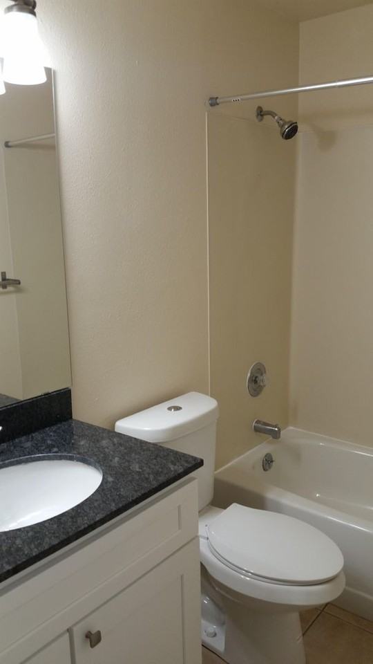 2433 10th Street - Photo 2 of 11