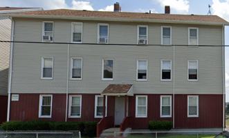 featured image of 471 Pond Street