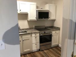 featured image of 8 Flume Rd