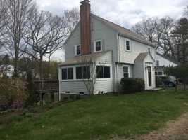 featured image of 22 Mendum Ave