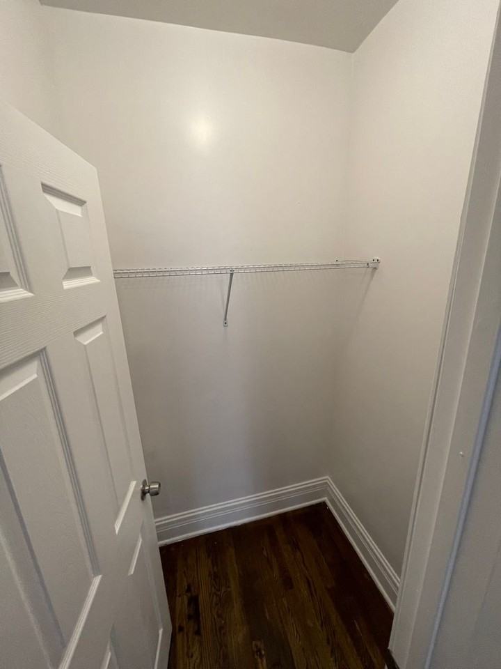 11019 S Vernon Ave - Photo 5 of 8