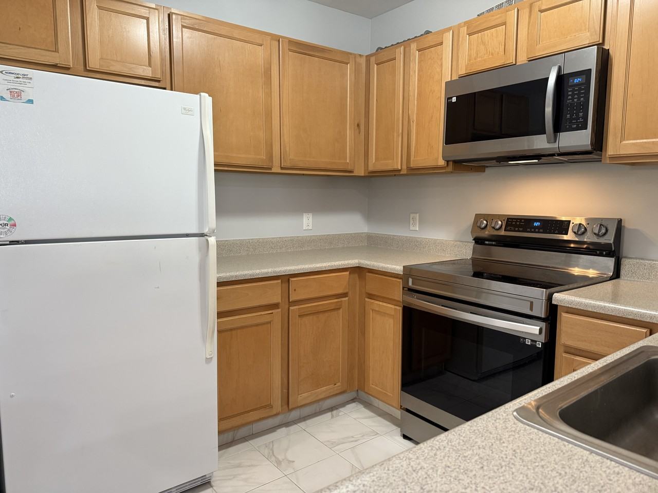 140 Railroad Ave #B102 - Photo 5 of 34