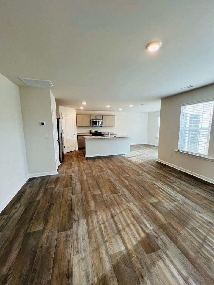 310 Tulip Tree St #NA - Photo 3 of 14