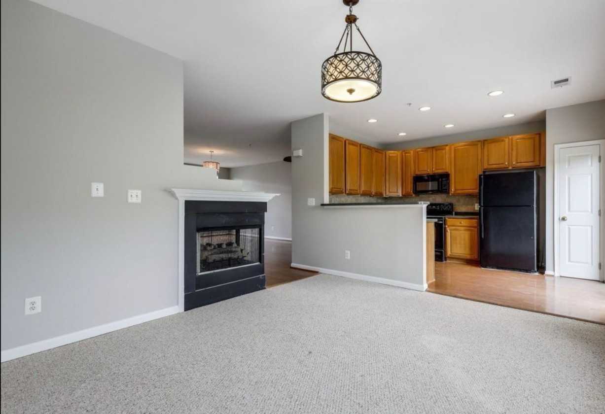 5131 Anchorstone Dr #507 - Photo 3 of 14