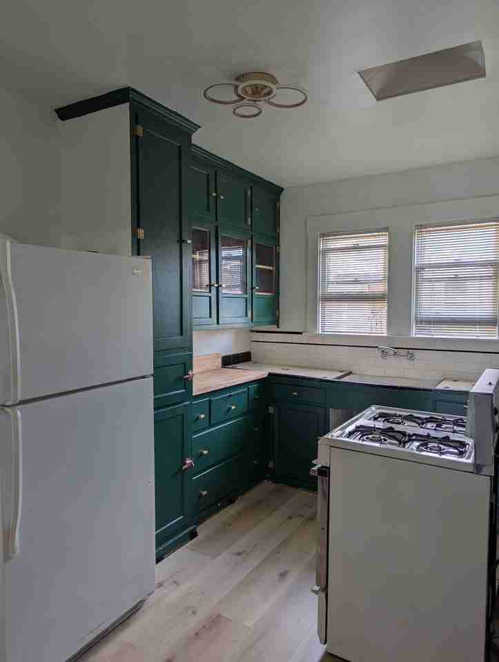 2023 Rosedale Ave #NA - Photo 3 of 8