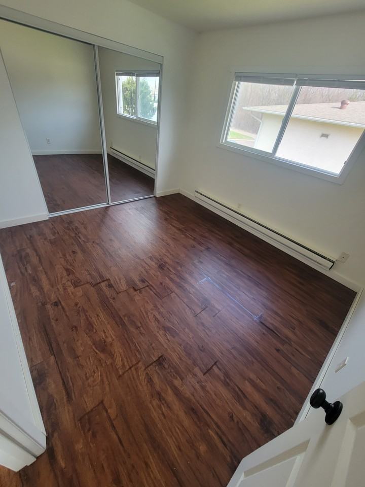 1738 La Crescent St #20 - Photo 6 of 9