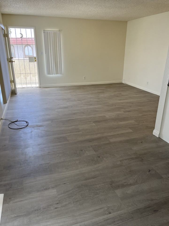 4437 Newsom Cir #D - Photo 4 of 18