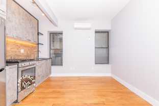 228 New York Ave #2B - Photo 1 of 1