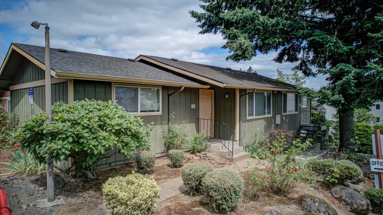 Ranch Apartments - Photo 2 of 37