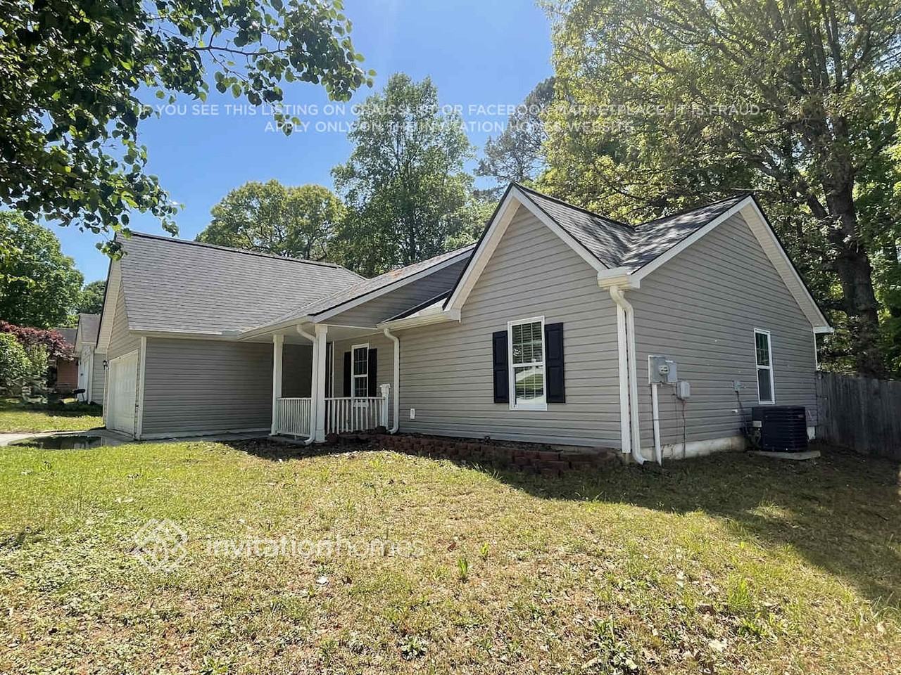 1415 Oak Knoll Dr Ne - Photo 2 of 13