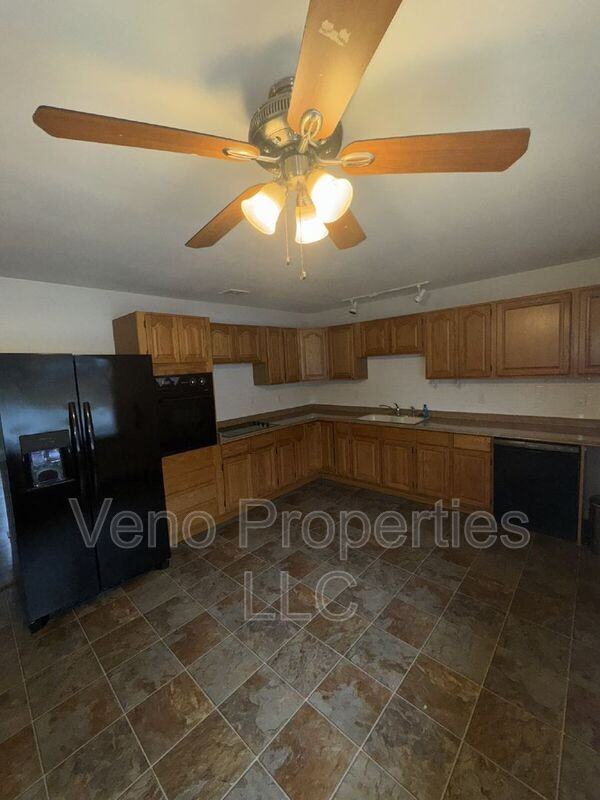 41 Millers Corners Rd #B - Photo 2 of 24