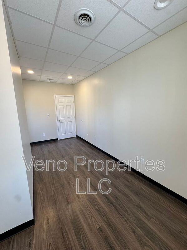 219 Spring Ave #1 - Photo 6 of 17