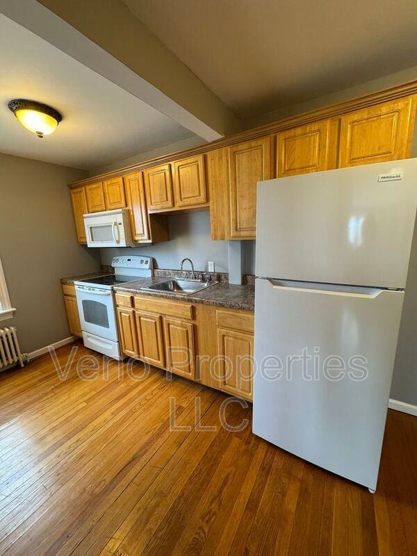 1688 Western Ave #3 - Photo 2 of 9