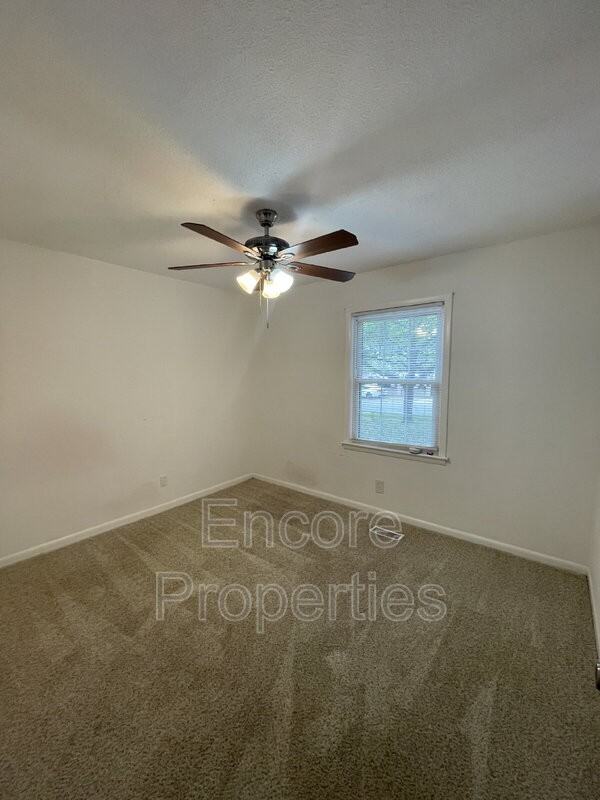 2603 Dumbarton Rd - Photo 5 of 10