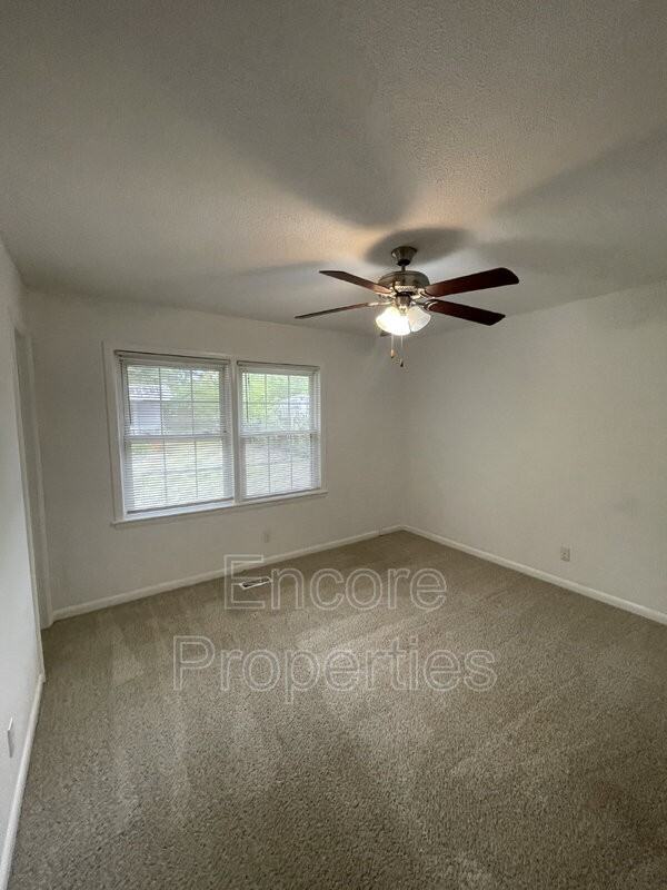 2603 Dumbarton Rd - Photo 7 of 10