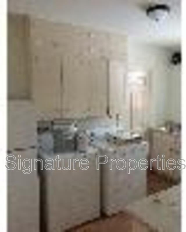 534 Logan St #1 - Photo 6 of 14