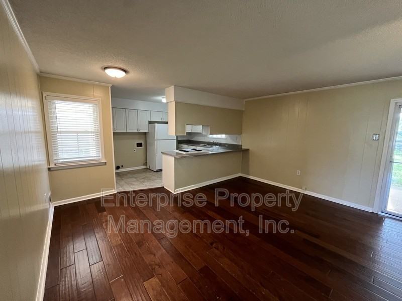 6967 Dawnhill Rd - Photo 7 of 25