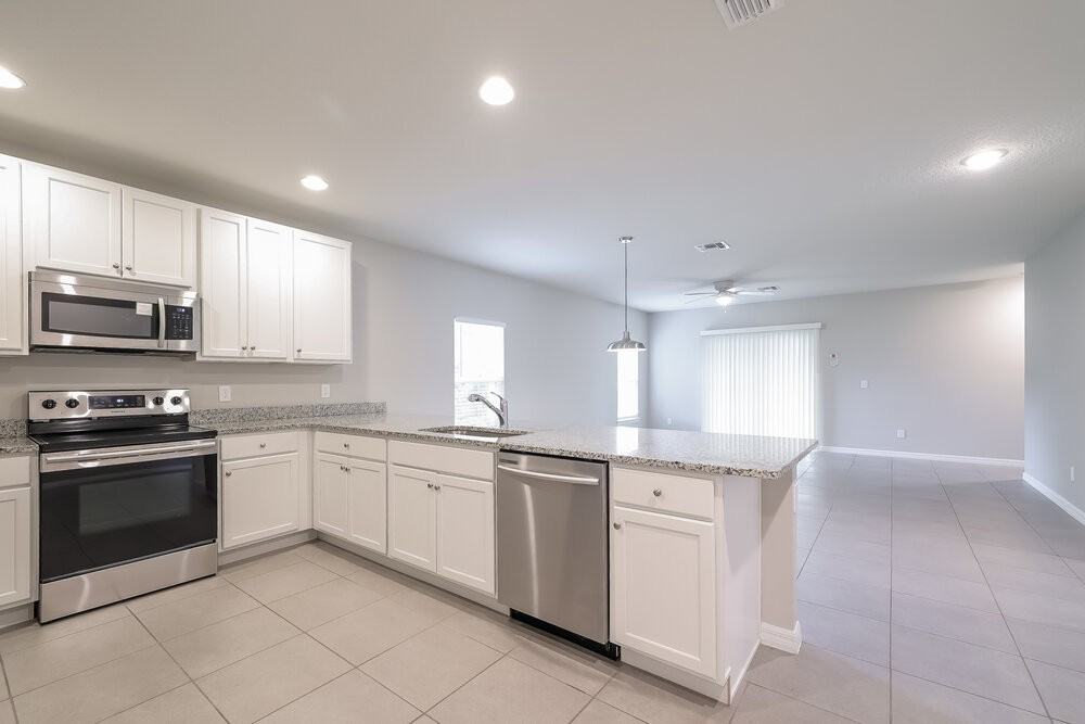 1201 Croydon Cir - Photo 6 of 16