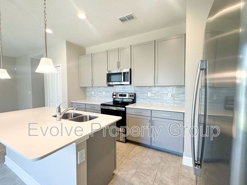 1341 Captiva Cv - Photo 4 of 18