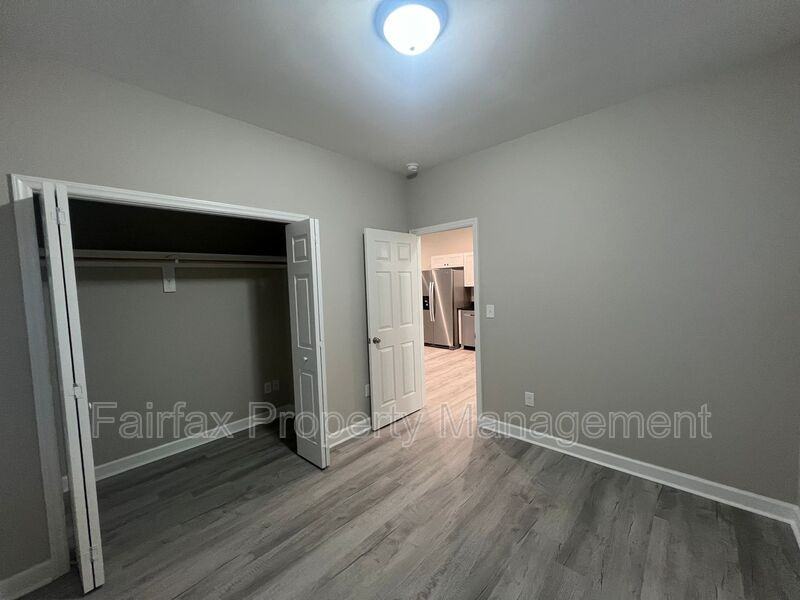 2309 Owen St #B - Photo 7 of 15