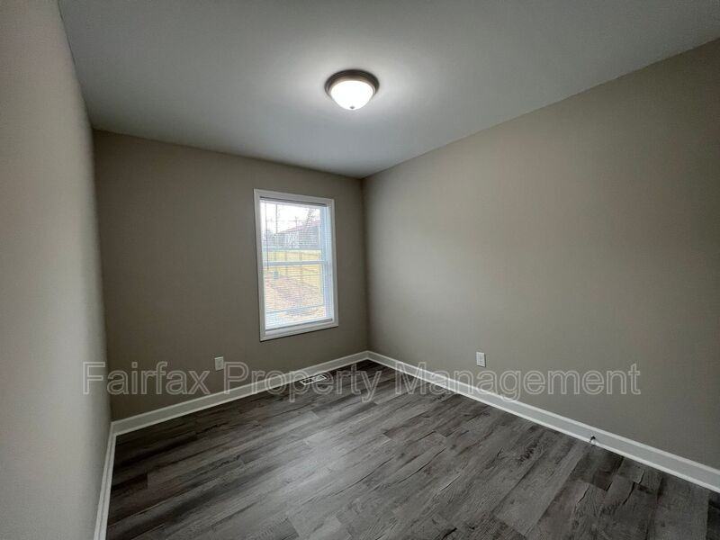 2311 Owen St #C - Photo 6 of 8