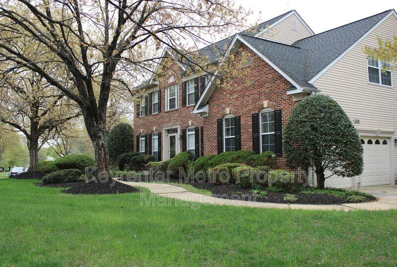 1614 Albert Dr - Photo 5 of 50