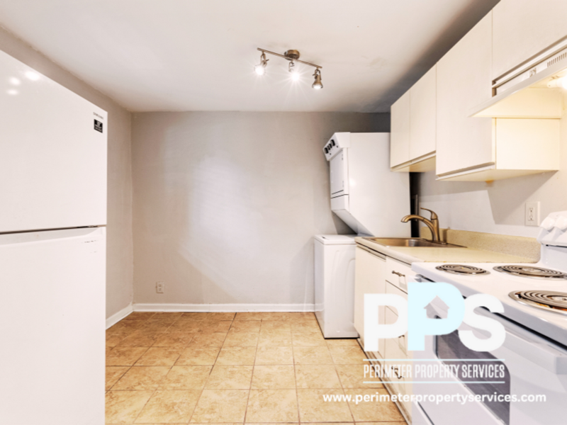 195 Randolph St Ne #195-08 - Photo 4 of 17