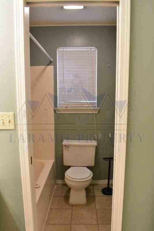 1166 N 19th St #A - Photo 6 of 12