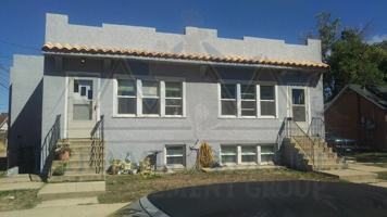 featured image of 515 1/2 E Lewis St