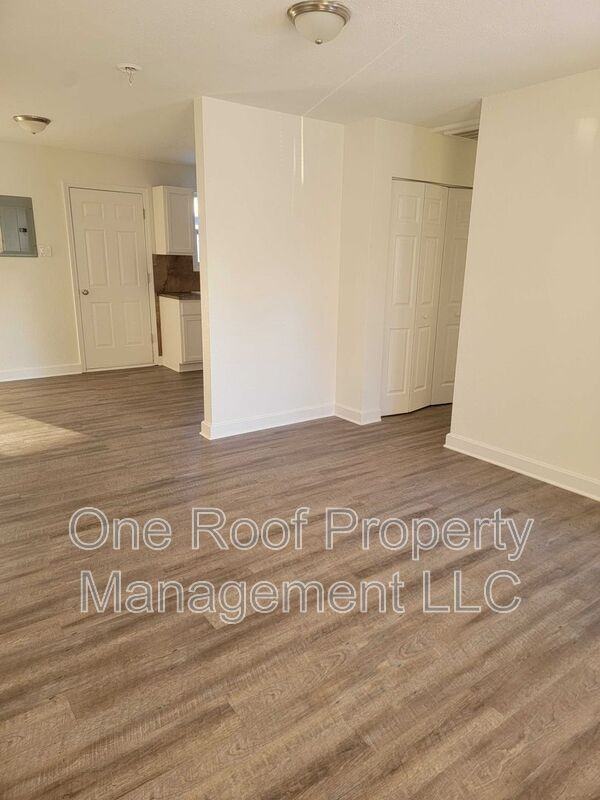 2633 S 49th St - Photo 6 of 15