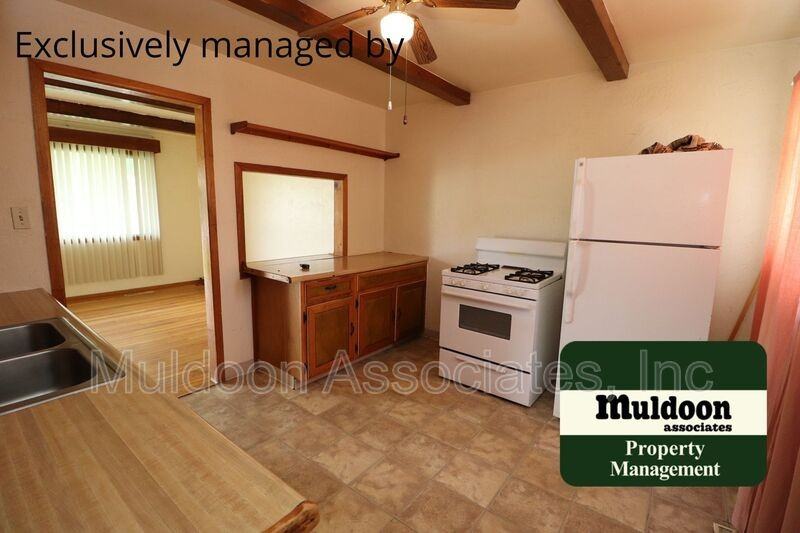 2723 Cheyenne Ave - Photo 3 of 6