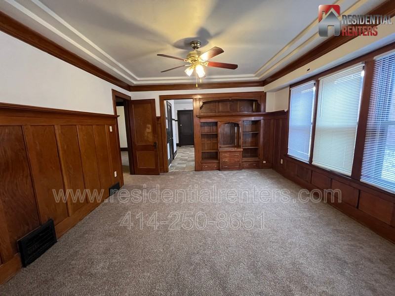 2742 N 40th St - Photo 2 of 19