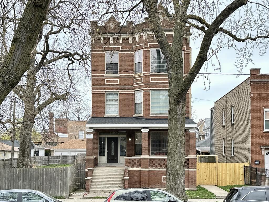 2537 N Kildare Ave #B3