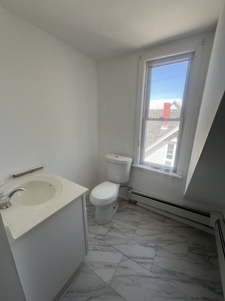 96 Summer St #4 - Photo 6 of 15