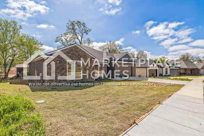 954 Glass St - Photo 2 of 41