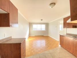 featured image of 2065 Avenue 52e #305
