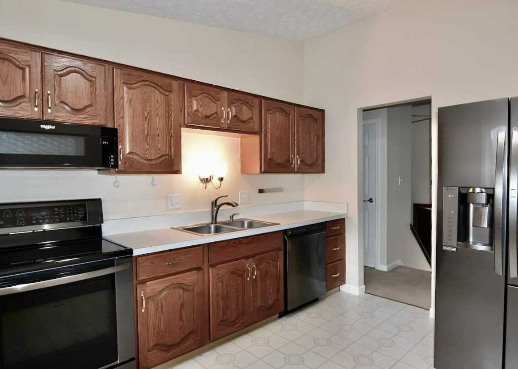 6594 Strathcona Ave #NA - Photo 3 of 15