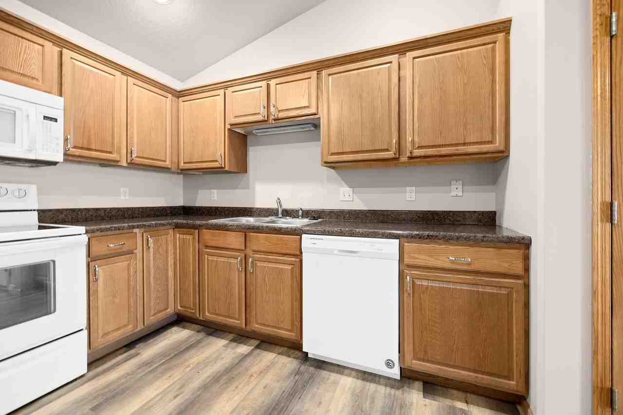 205 E 5th St #205 - Photo 2 of 24