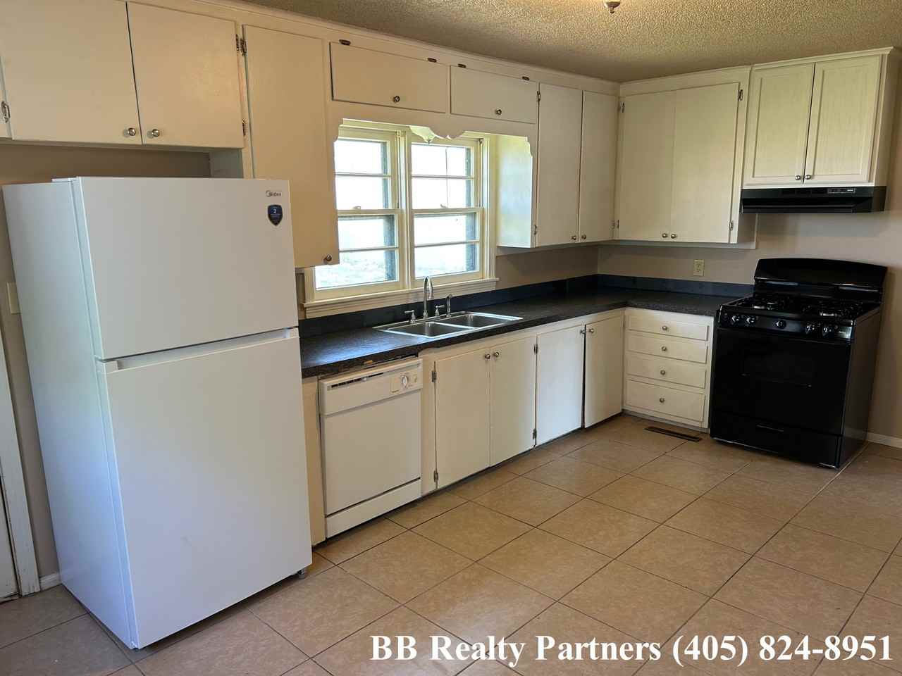 55 E 51st Pl #NA - Photo 7 of 19