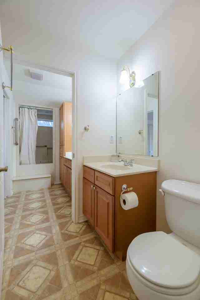 433 W San Antonio St - Photo 4 of 31