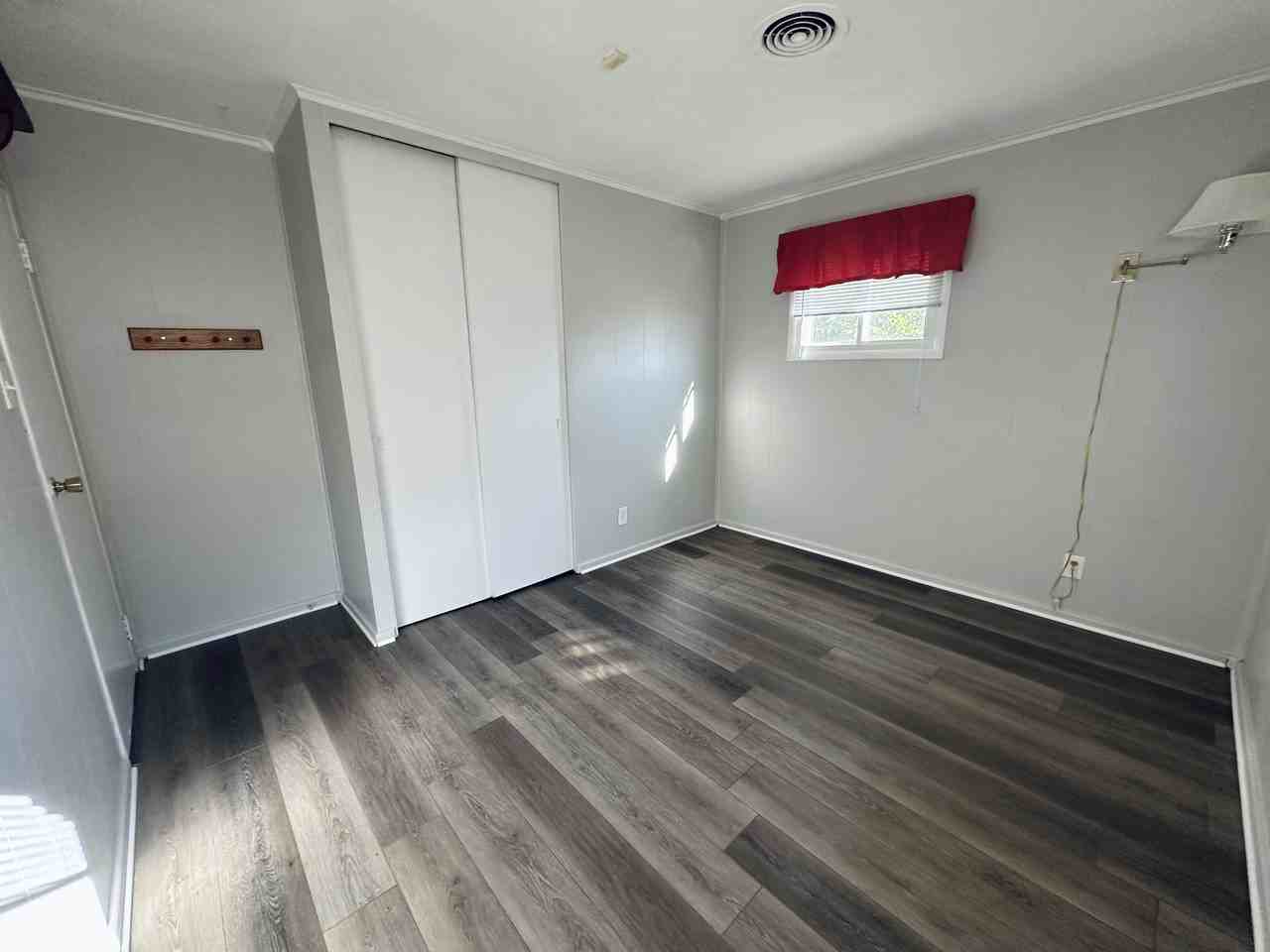 1609 Richmond Rd Ne #NA - Photo 6 of 28