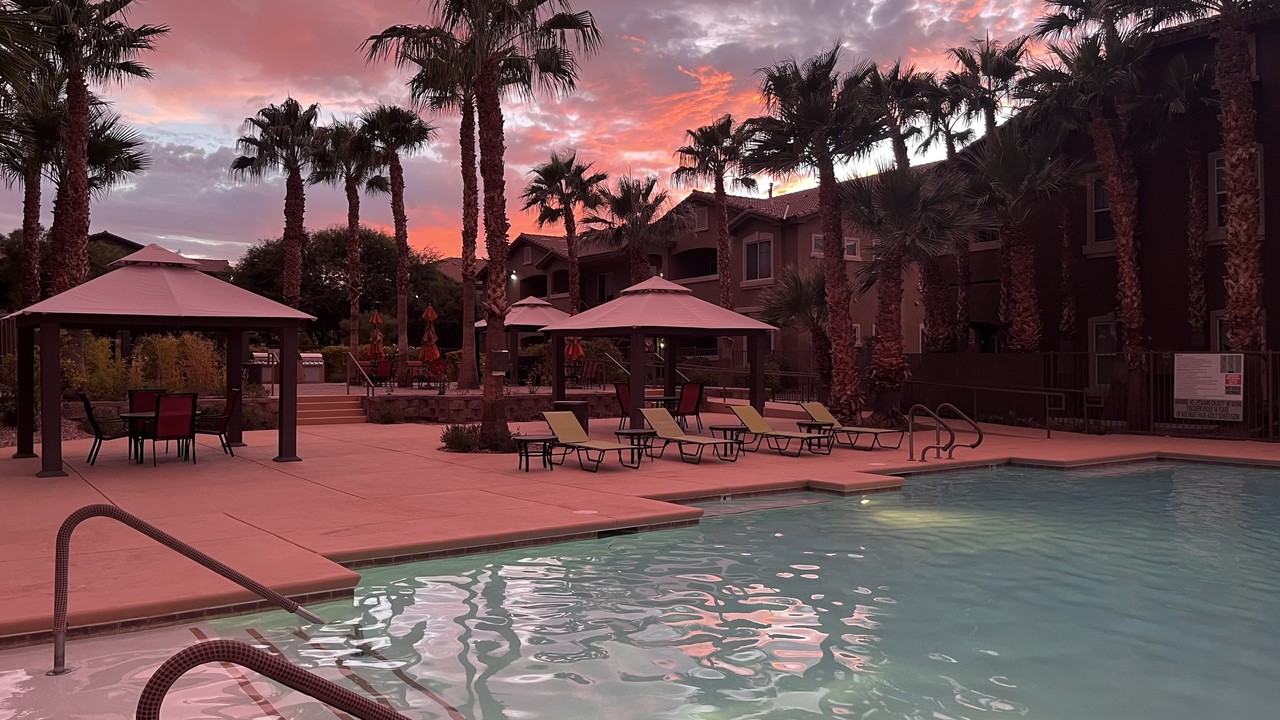 Crescent Ridge Apartments - Photo 5 of 20