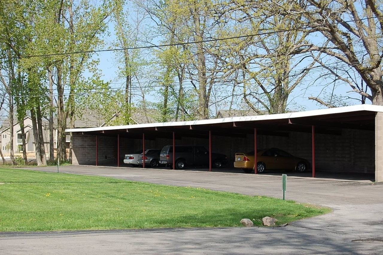 Village Park Manor Apartments - Photo 5 of 19