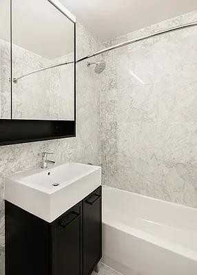 Wall St #11D - Photo 4 of 13