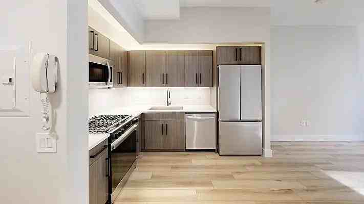 Wall St #1517 - Photo 2 of 7