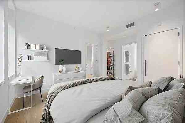 William St #408 - Photo 3 of 16